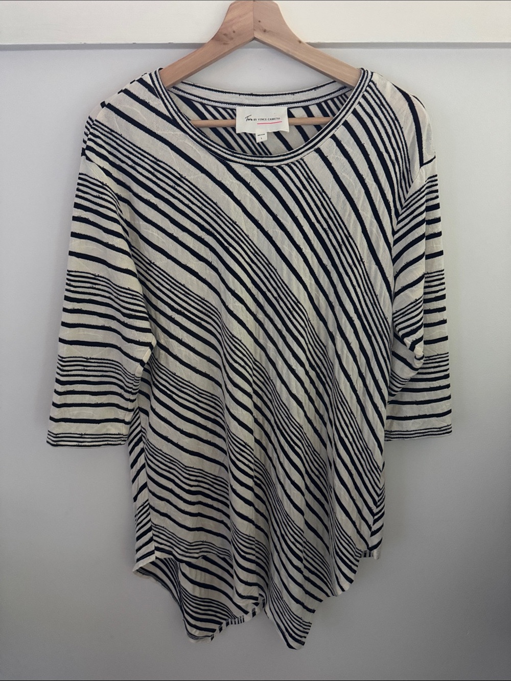 Vince Camuto Tura Striped Tunic Top Navy Ivory 3/4 Sleeve Asymmetrical Size L